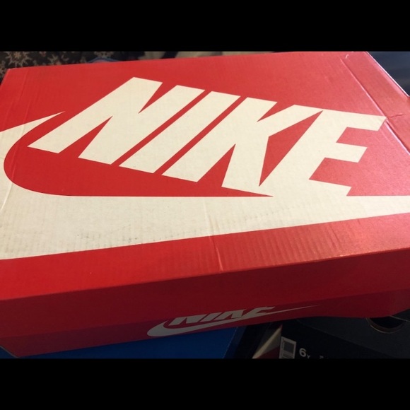 Nike shoes - Son of force - Picture 3 of 3
